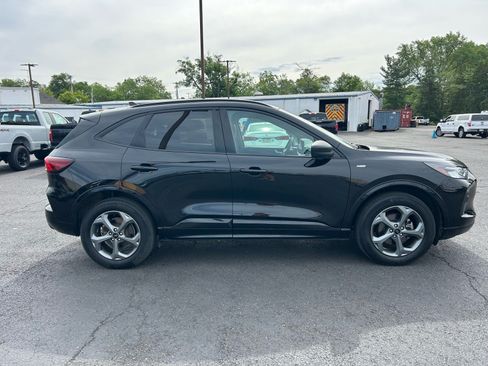 Used 2024 Ford Escape ST-Line w/ Tech Pack #1 AWD/4WD image 4
