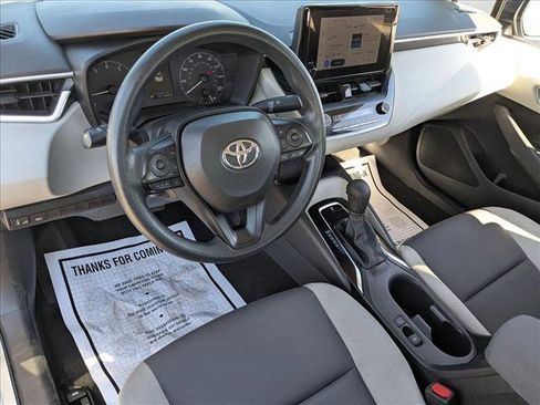 Used 2023 Toyota Corolla LE image 10