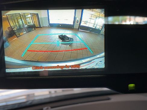 Used 2018 Toyota C-HR XLE FWD image 12