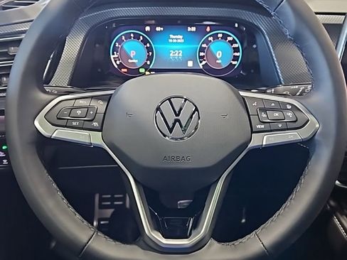 New 2026 Volkswagen Atlas Cross Sport SEL R-Line AWD/4WD image 36