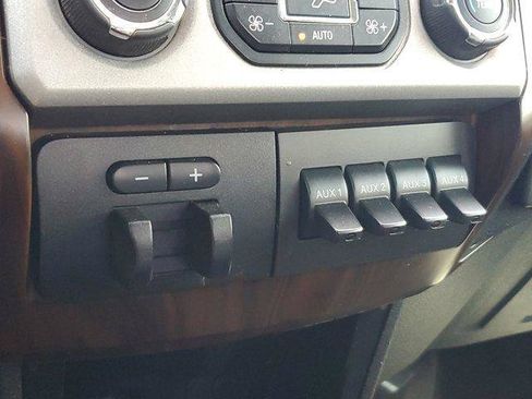 Used 2016 Ford F250 Lariat w/ Chrome Package AWD/4WD image 27