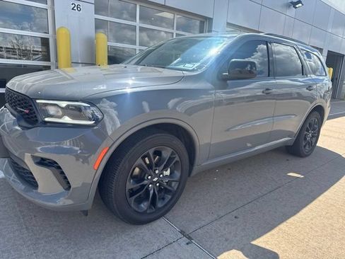 Used 2025 Dodge Durango GT w/ Blacktop Package RWD image 4