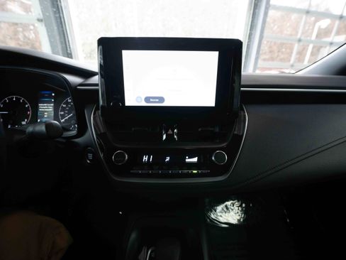 Used 2024 Toyota Corolla SE image 17