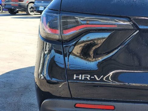 New 2025 Honda HR-V LX image 7