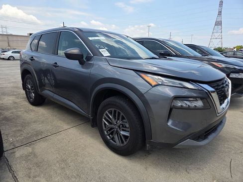 Used 2023 Nissan Rogue S FWD image 4