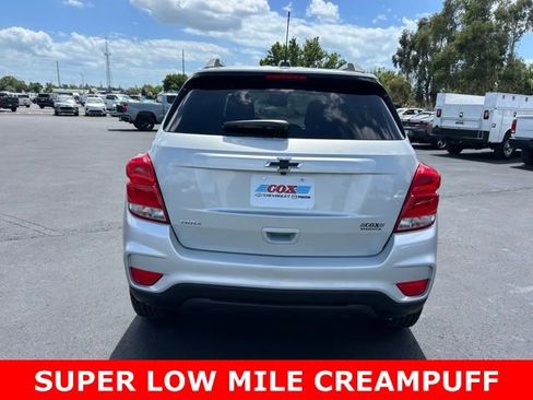 Used 2021 Chevrolet Trax LT w/ Sport Edition image 5