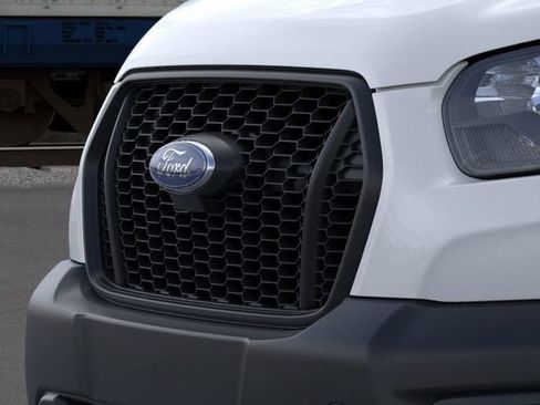 New 2025 Ford Transit 150 Low Roof RWD image 22