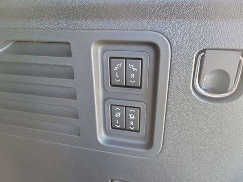 New 2026 Buick Enclave Preferred w/ Power Package image 8