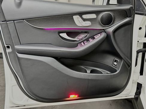 Certified 2021 Mercedes-Benz GLC 300 image 20