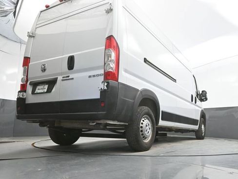 Used 2024 RAM ProMaster 2500 w/ Convenience Group FWD image 22