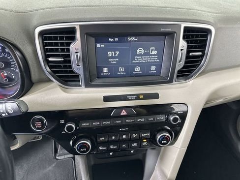 Used 2018 Kia Sportage EX AWD/4WD image 13