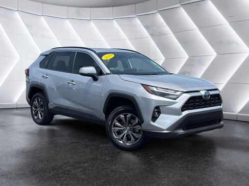 Used 2024 Toyota RAV4 XLE Premium w/ Weather Package AWD/4WD image 1