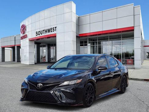 Used 2022 Toyota Camry TRD image 2