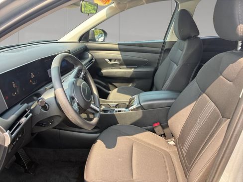 Used 2025 Hyundai Tucson SEL AWD/4WD image 10