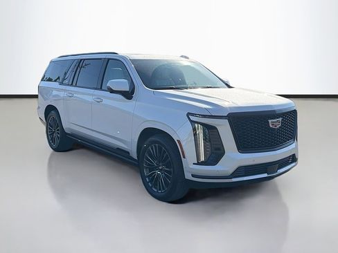 Certified 2025 Cadillac Escalade ESV Sport Platinum AWD/4WD image 3