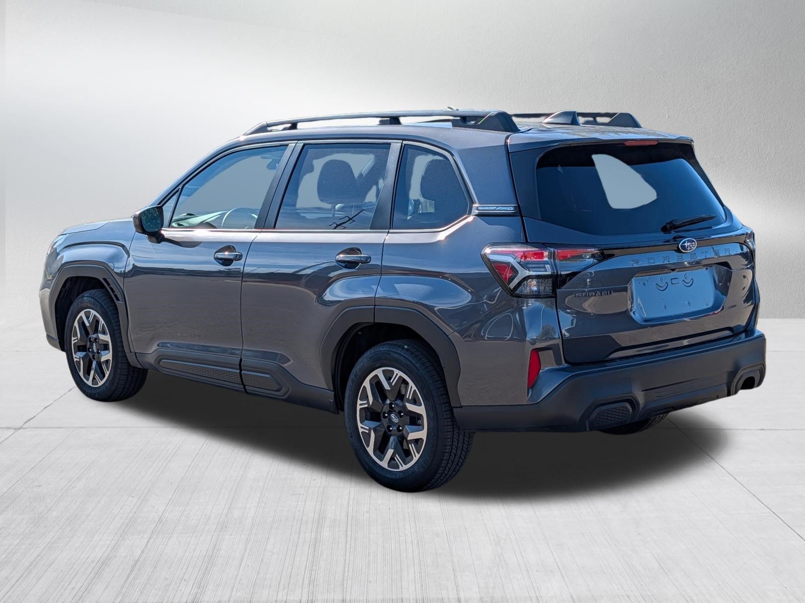 Certified 2025 Subaru Forester Premium AWD/4WD image 5