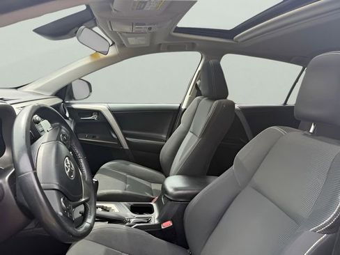 Used 2018 Toyota RAV4 XLE w/ Plus Extra Value Package AWD/4WD image 14