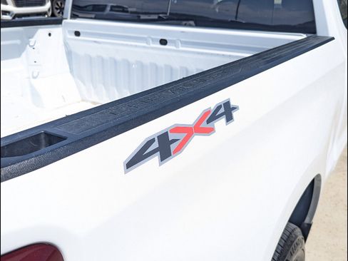 Used 2025 Chevrolet Silverado 1500 Custom image 11