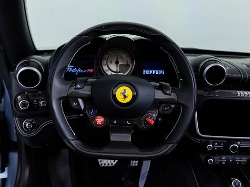Certified 2023 Ferrari Portofino M RWD image 5