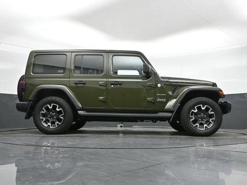 Used 2024 Jeep Wrangler Unlimited Sahara w/ Dual Top Group AWD/4WD image 43