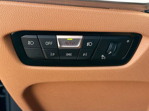 Used 2022 BMW 430i Coupe w/ M Sport Package image 35