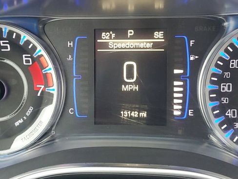 Used 2016 Chrysler 200 Limited w/ Comfort Group FWD image 19