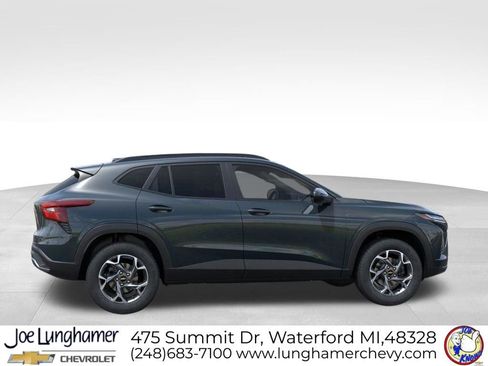 New 2026 Chevrolet Trax LT FWD image 5