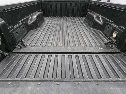 Used 2017 Toyota Tacoma Limited image 13