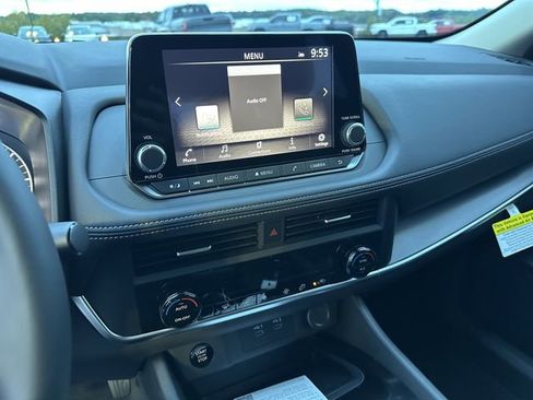 New 2026 Nissan Rogue SV FWD image 24