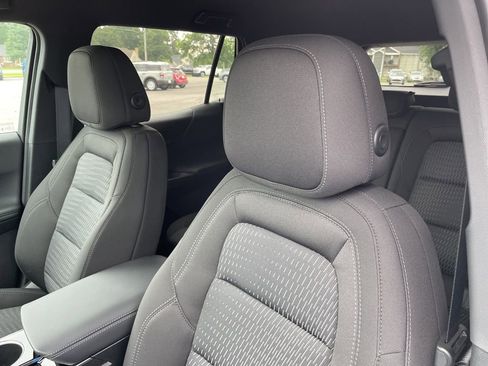 New 2026 Chevrolet Equinox LT w/ Safety and Technology Package FWD image 14