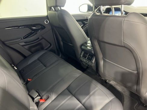 Used 2025 Land Rover Range Rover Evoque S image 26