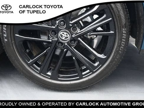 Used 2025 Toyota Camry SE FWD image 13