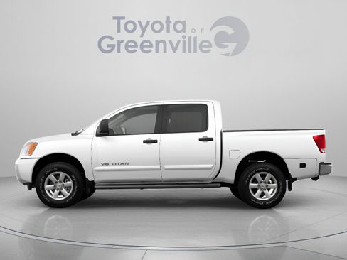 Used 2014 Nissan Titan S AWD/4WD image 2
