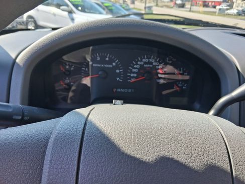 Used 2004 Ford F150 XLT image 14