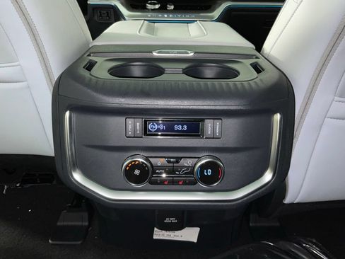 New 2027 Ford Expedition Platinum w/ Platinum Ultimate Package AWD/4WD image 19