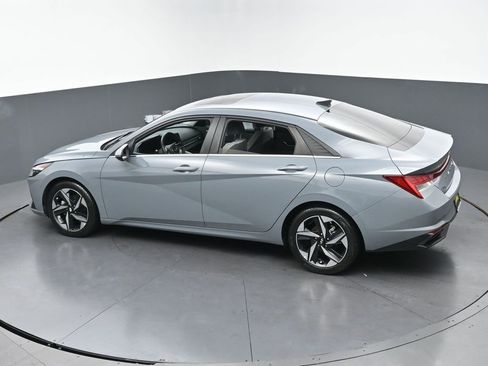 Used 2023 Hyundai Elantra Limited FWD image 45
