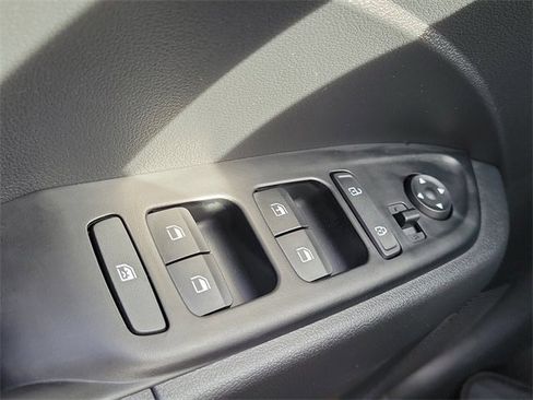 New 2026 Hyundai Venue SE image 15