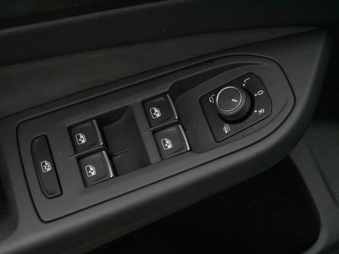 Certified 2024 Volkswagen GTI S FWD image 19