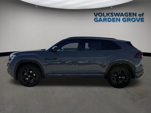 New 2026 Volkswagen Atlas Cross Sport SEL R-Line AWD/4WD image 4