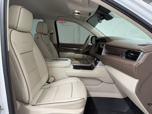 Used 2021 GMC Yukon Denali RWD image 61