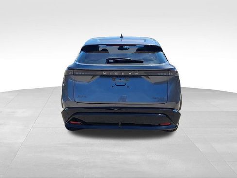 Used 2023 Nissan Ariya FWD image 6