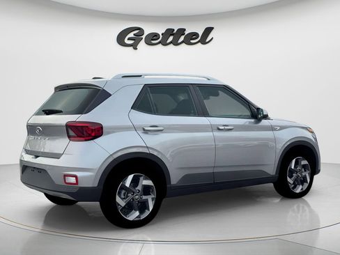 New 2026 Hyundai Venue SEL FWD image 6