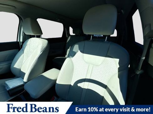 Used 2022 Kia Sorento SX image 26