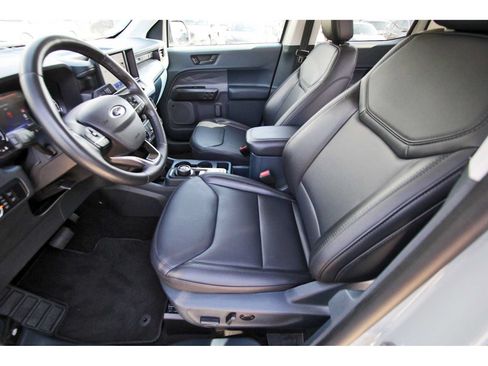 Used 2024 Ford Maverick Lariat w/ Black Appearance Package FWD image 11