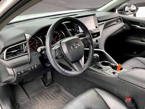 Used 2022 Toyota Camry XSE image 14
