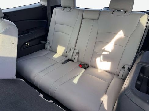 Used 2019 Honda Pilot EX-L image 11