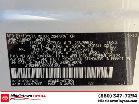 Used 2013 Toyota RAV4 Limited image 38