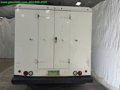 Used 2014 Ford E-350 and Econoline 350 Super Duty w/ A/C Prep Package RWD image 19