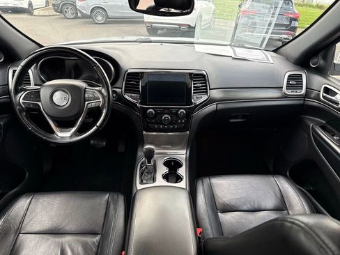 Used 2022 Jeep Grand Cherokee Limited image 10