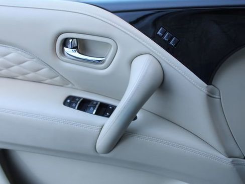 Used 2019 INFINITI QX80 Luxe w/ Proactive Package image 21